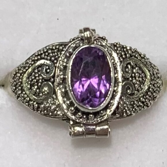 Sterling Silver Ash Holder Ring With An Amethyst Sz 8  NEW - Picture 1 of 2